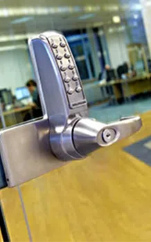 Lock And Locksmith In Long Beach Long Beach, CA 562-567-6815 - com-02